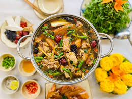 LẨU GÀ ỚT HIỂM