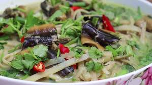 LƯƠN UM CHUỐI CÂY