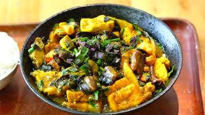 LƯƠN NẤU CHUỐI ĐẬU